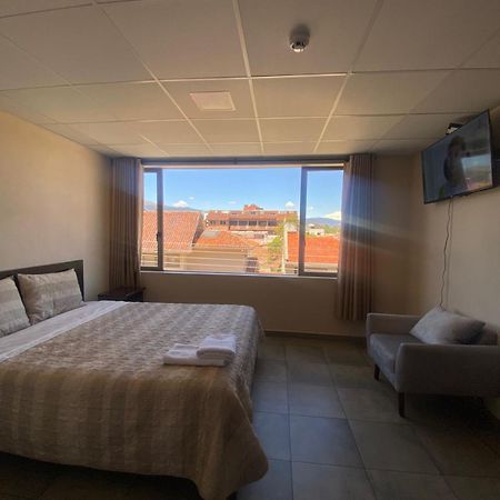 Stelar Hostal Cuenca Extérieur photo