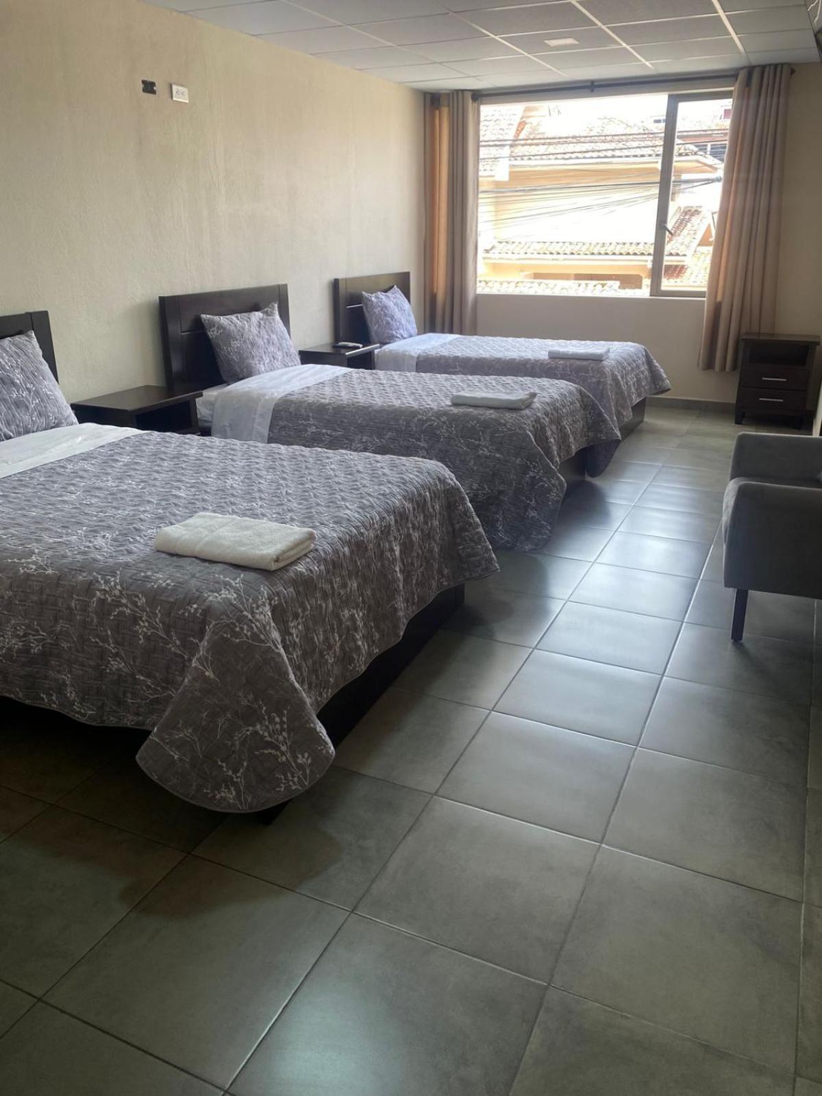 Stelar Hostal Cuenca Extérieur photo